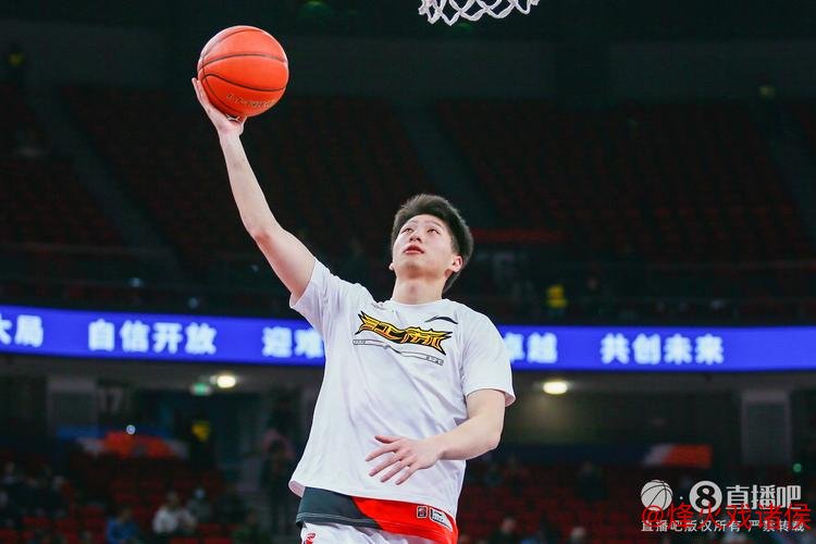 CBA夏季联赛:刘家昕砍17分青岛力克江苏 刘泽希贡献10+10 CBA夏季联赛:刘家昕砍17分青岛力克江苏 刘泽希贡献10+10